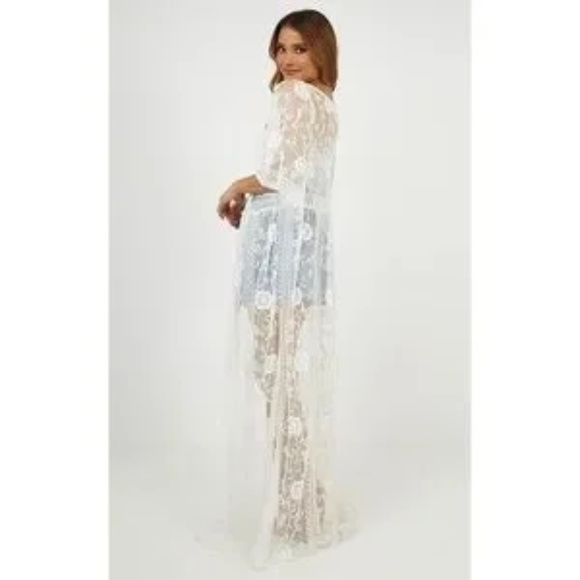 SOLD OUT Boho Floral Embroidered Lace Kimono Duster Wrap - Picture 7 of 11